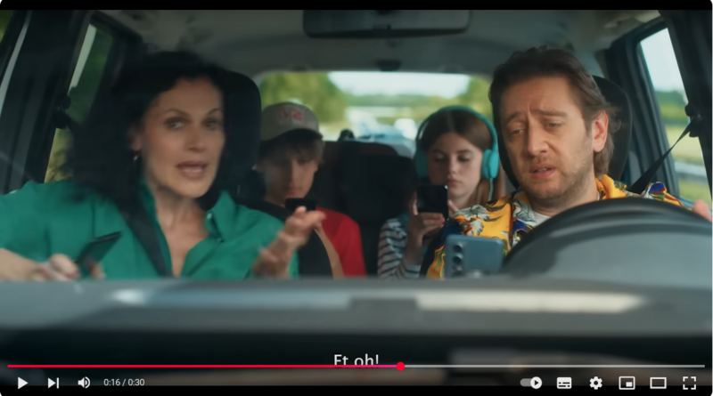 Les assureurs font campagne contre le danger des notifications au volant