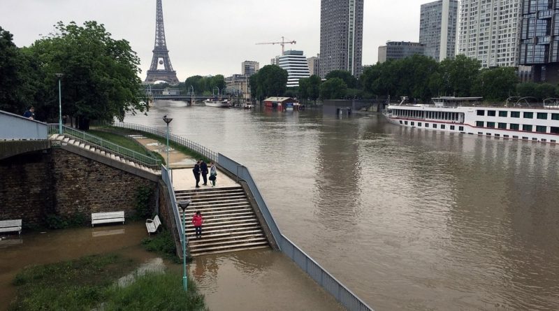 Paris prépare ses habitants aux crues de la Seine