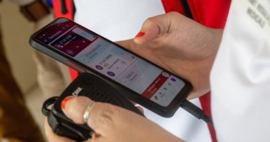 A Vivatech, le ministre de l’Intérieur inaugure le réseau radio du futur A Vivatech, le ministre de l’Intérieur inaugure le réseau radio du futur