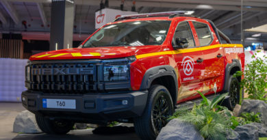 Au Mondial de l’auto, des véhicules dédiés aux secours Au Mondial de l’auto, des véhicules dédiés aux secours